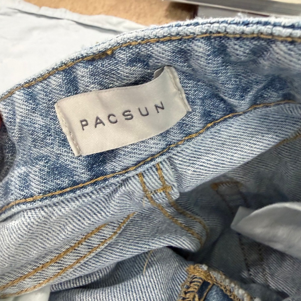 PacSun Casey‎ Low Rise Baggy Jeans Light Wash Distressed Wide Leg Size 23 - Picture 3 of 8
